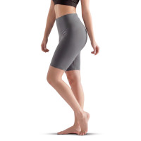 Leggings Slim Notte Short Effetto Fresco indossato 3